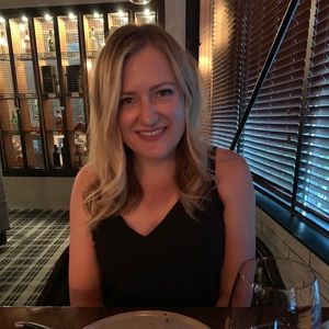 Meet your Posher, Jennifer